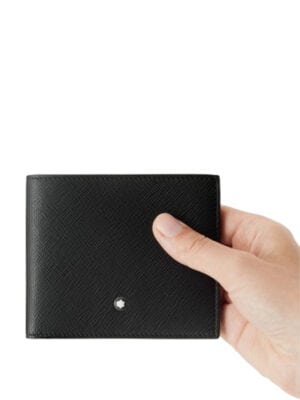 A practical accessory with the refined look of a modern classic, this Saffiano-printed wallet can accommodate up to eight credit cards with dedicated slots. Its sleek, compact silhouette subtly accommodates further storage in the form of two banknote compartments and two additional pockets.
