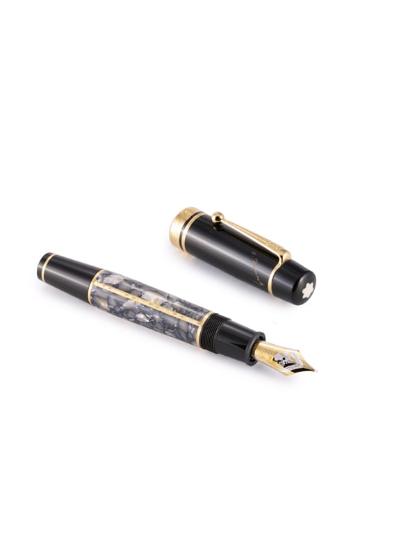 montblanc-pen-alexander-dumas